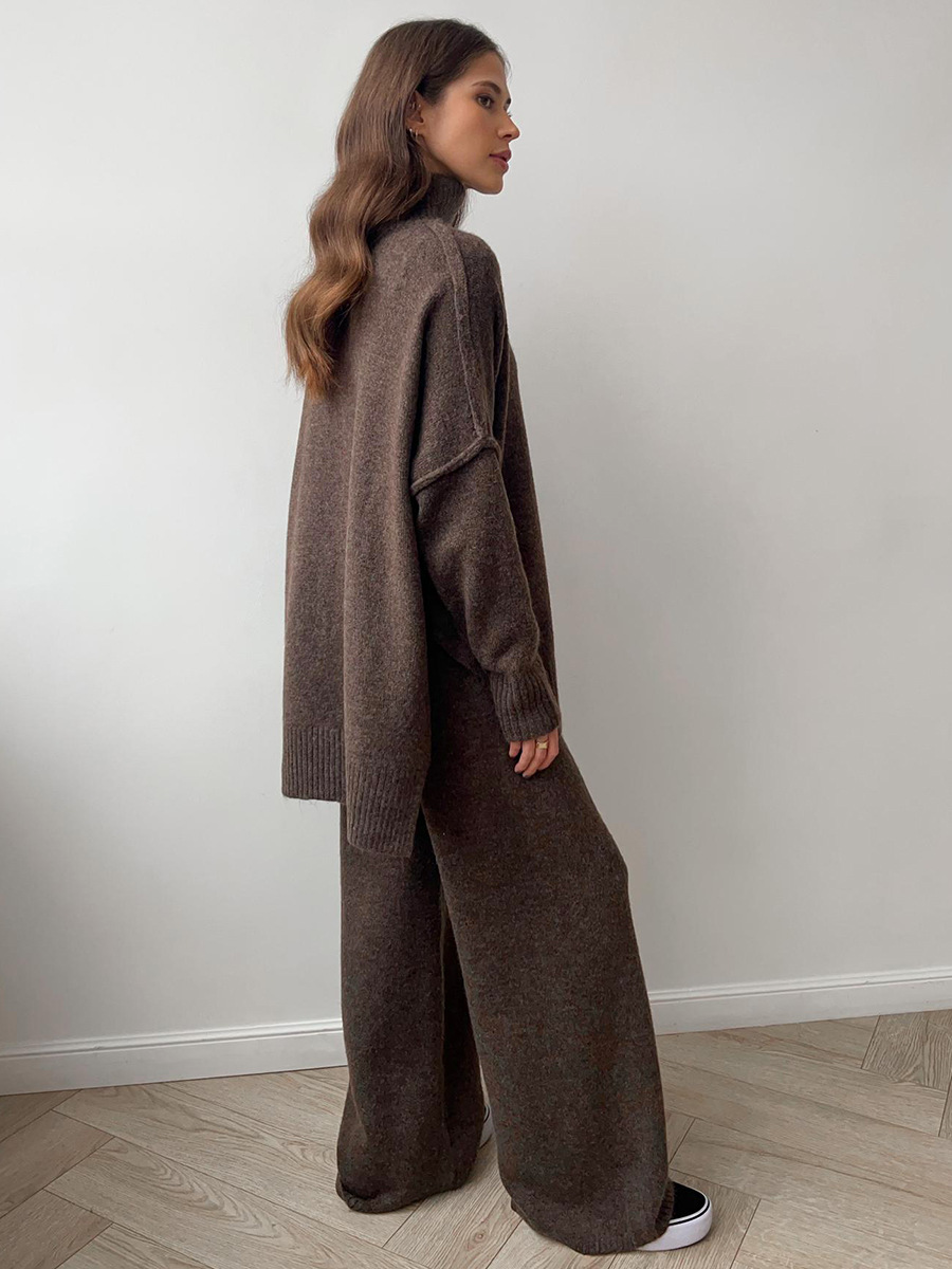 Fee | Set aus schlichtem Rollkragenpullover und Strickhose 