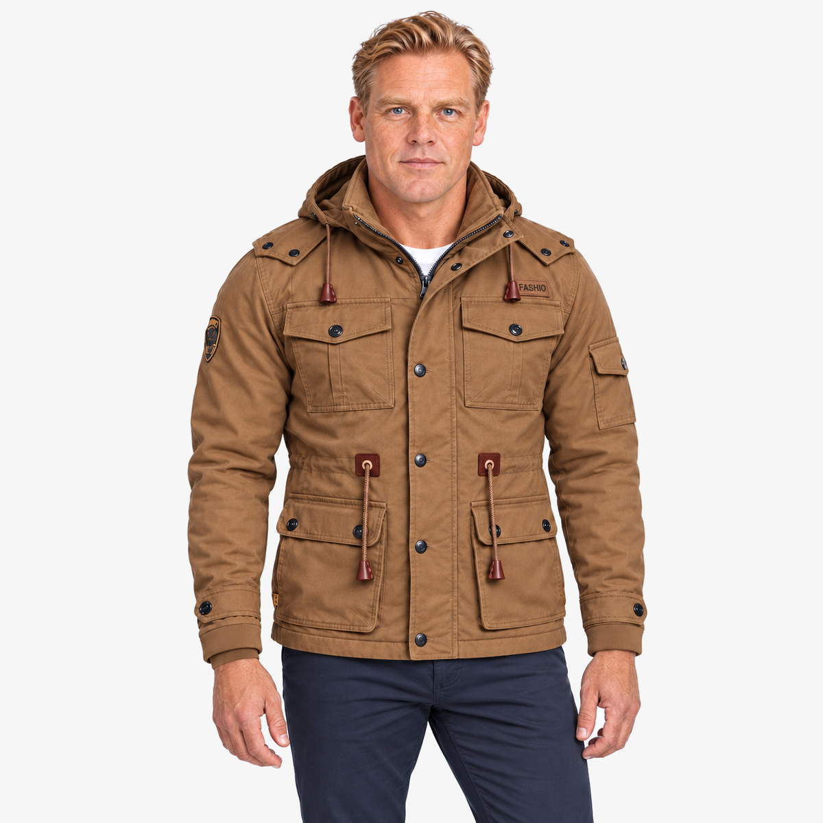 Logan winterjas met afneembare capuchon in camelbruin, voorkant